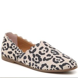 Lucky Brand Cloeey Suede Leather Leopard Print Scalloped Flats